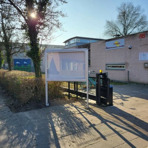 Vrijstaande informatieborden 30 Vrijstaand informatiebord voor buiten, deze publicatieborden zijn in bijna iedere afmeting leverbaar.